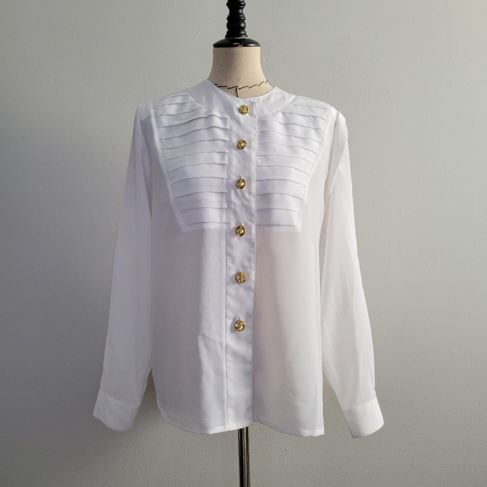 Vintage white Pleated Button Down top